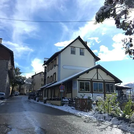 Genepi 酒店